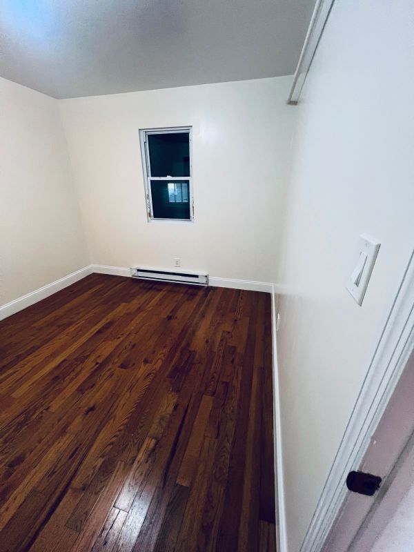 Foto del edificio - 2165 Bogart Ave