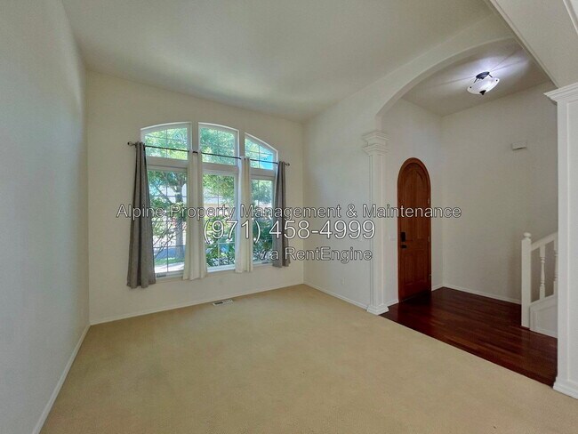 Foto del edificio - 13390 NW Hogan St