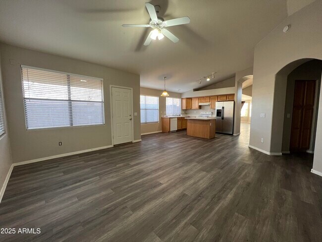 Foto del edificio - 3008 S Cortland Cir