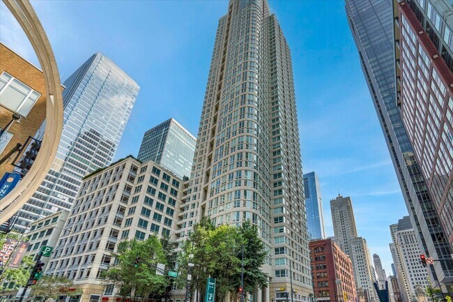Foto del edificio - 345 N La Salle Dr