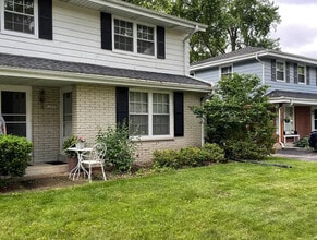 Building Photo - 11837 W Diane Dr
