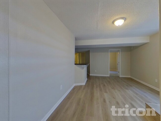 Foto del edificio - 15935 E 97th Ave
