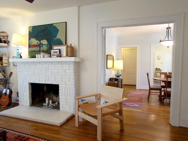 Foto del edificio - 1537 Kipling St