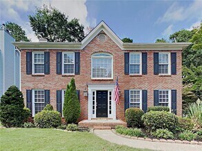 Building Photo - 1417 Emerald Pine Ct