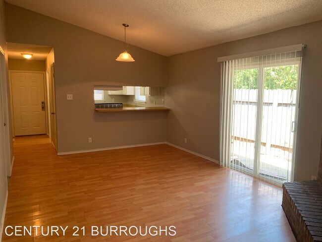 Foto del edificio - 3 br, 2 bath House - 14424 Woods Hole