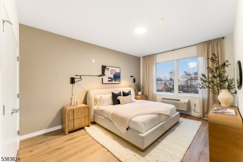 Primary Photo - 431 Dr Martin Luther King Jr Blvd