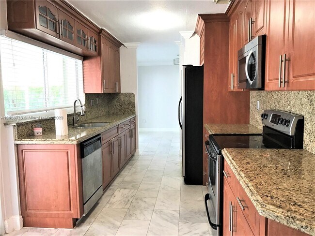 Foto del edificio - 14873 SW 65th Terrace