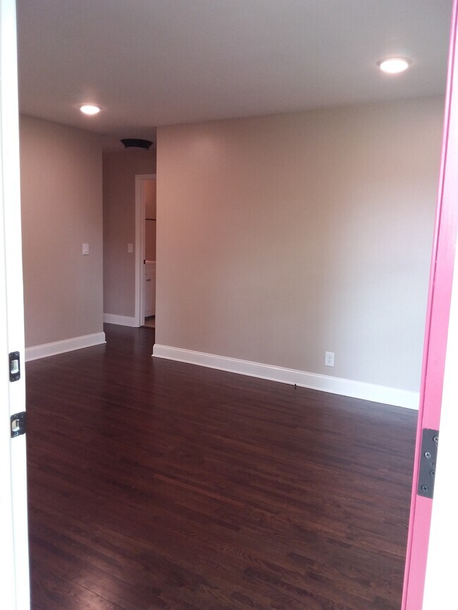 la puerta de entrada - 331 Grace St