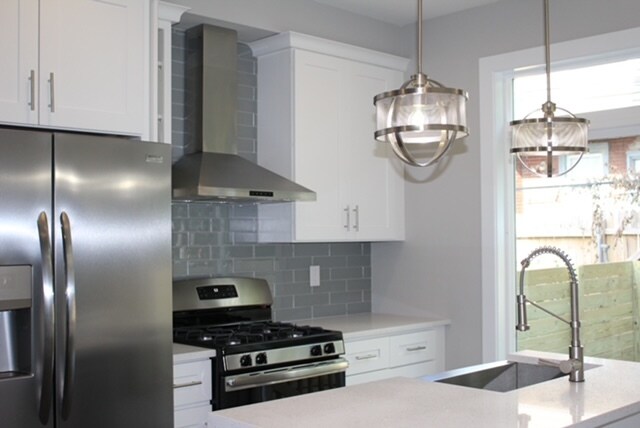 Foto del edificio - 1227 N Myrtlewood St