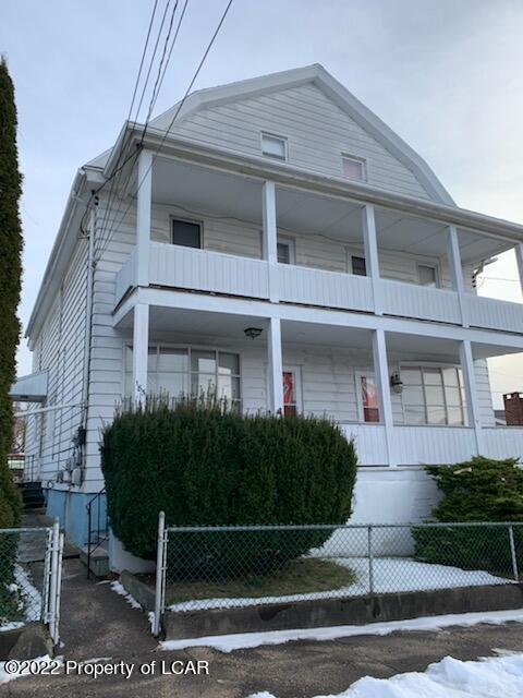Primary Photo - 185 W Ridge St