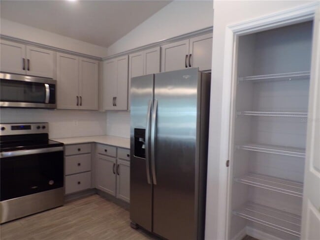 Foto del edificio - 25442 Colon Dr