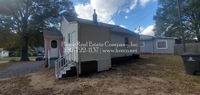 Photo - 2711 Sink St House