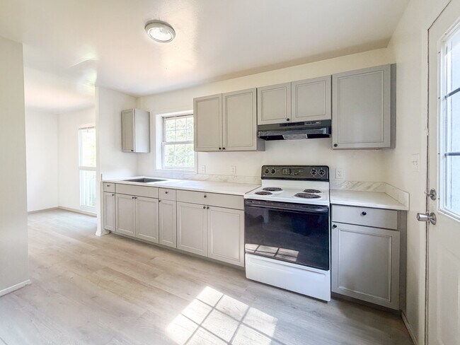 Foto del edificio - 249 Doggett Ln