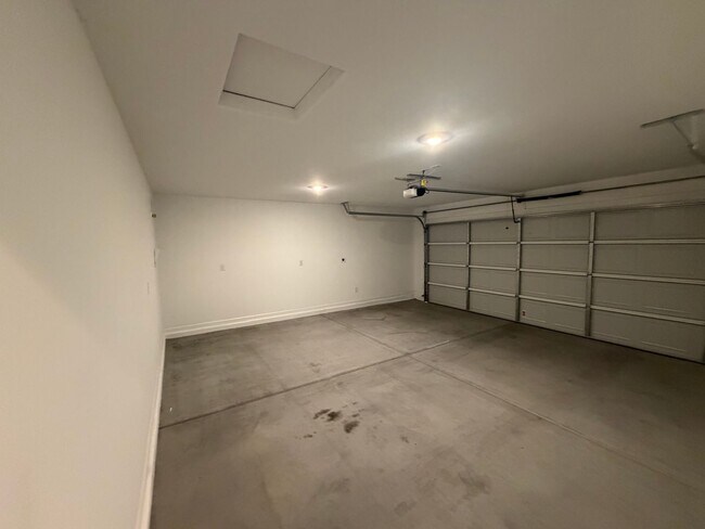 Building Photo - 36590 W Mondragone Ln