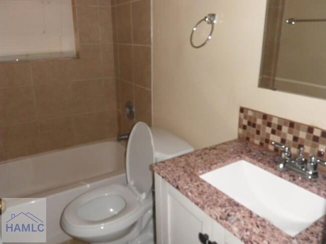 Foto del edificio - 503 Stewart Dr