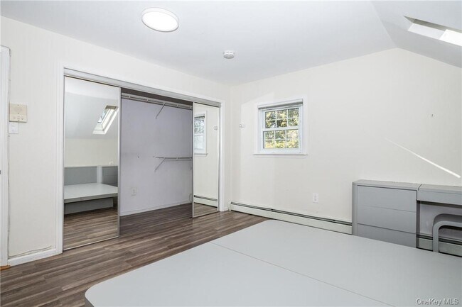 Building Photo - 89 Ridgewood Ave