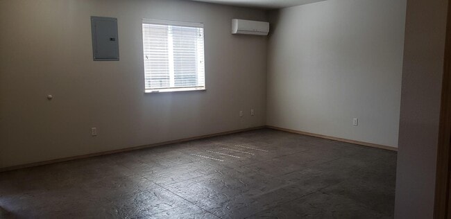 Building Photo - 13914 W Redding Dr