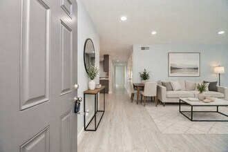 Building Photo - 12633 Memorial Dr