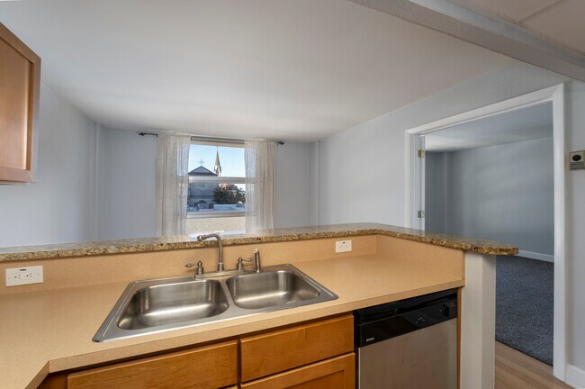 Foto del edificio - 151 E Washington St