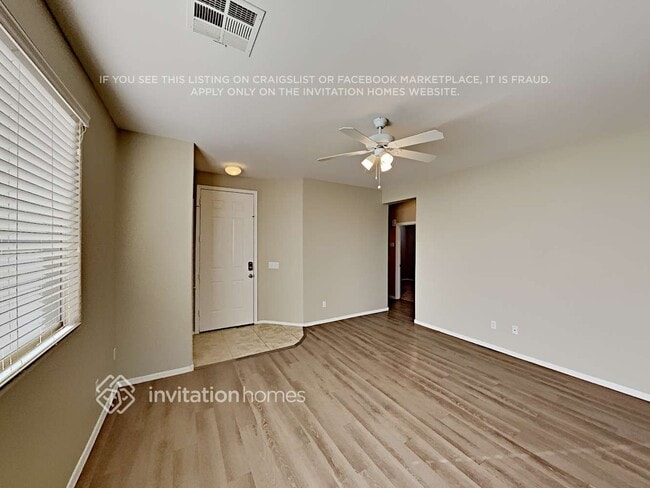 Foto del edificio - 46124 W Sheridan Rd