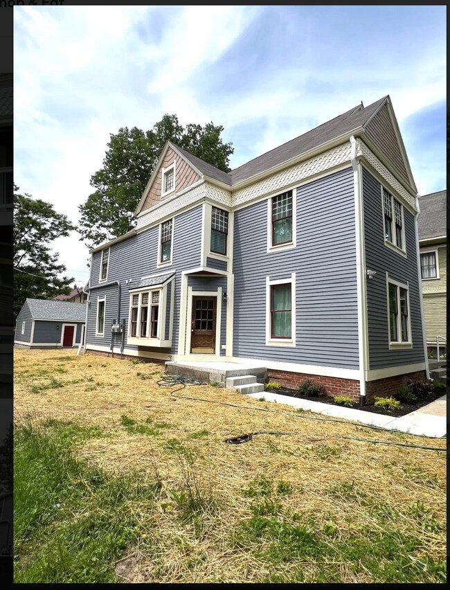 Foto del edificio - 958 Woodruff Place Middle Dr