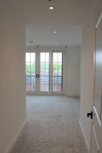 Interior Photo - Hubbard Park Place