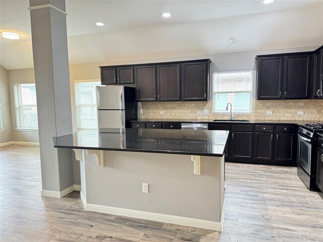 Building Photo - 2483 Santa Barbara Loop