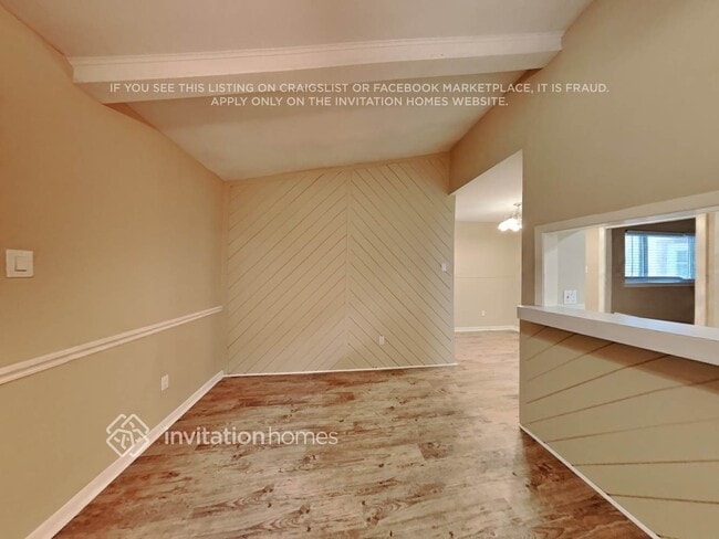 Building Photo - 10418 Winding Trail Rd