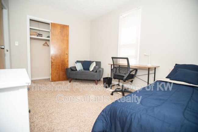 Building Photo - 1355-1357 Dennison Avenue