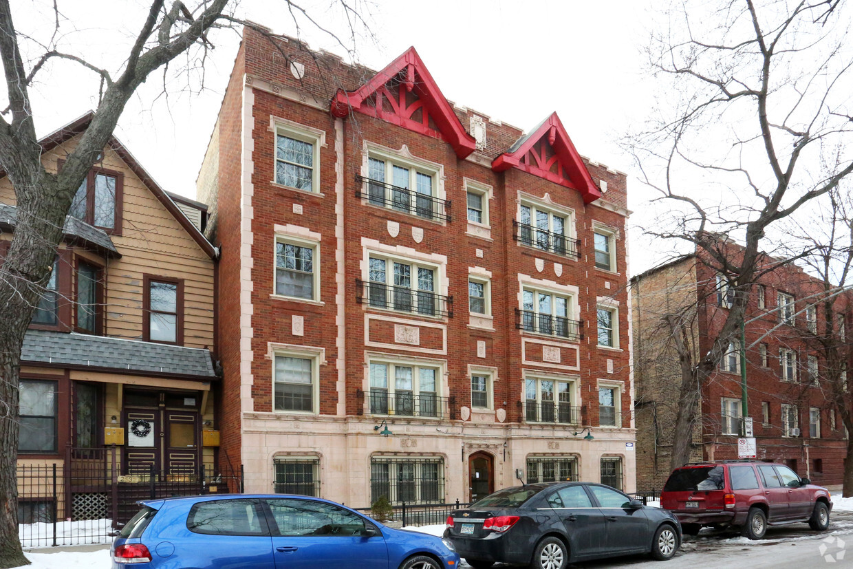 Building Photo - 2536 N Sawyer Ave