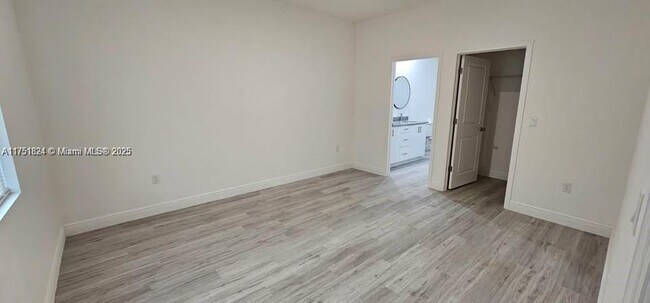 Foto del edificio - 611 Greenbriar Blvd