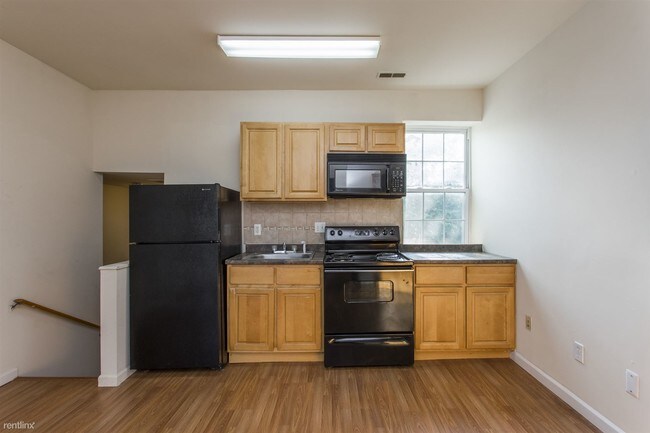 Building Photo - 4 br, 2 bath 4plex - 1534 N 18TH ST Unit 3