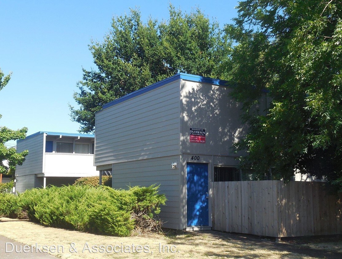 Primary Photo - 1805-1823 NW Harrison Blvd