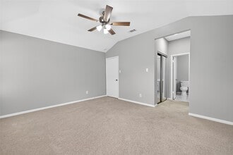 Building Photo - 3111 Timber View Dr