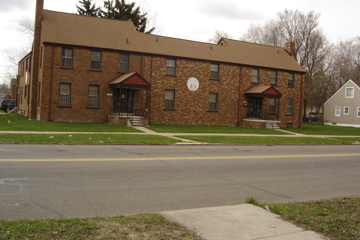19403 W Chicago St, Detroit, MI 48228 Apartments in Detroit, MI