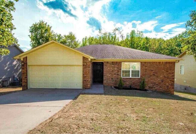 Building Photo - 77 Cinnamon Dr