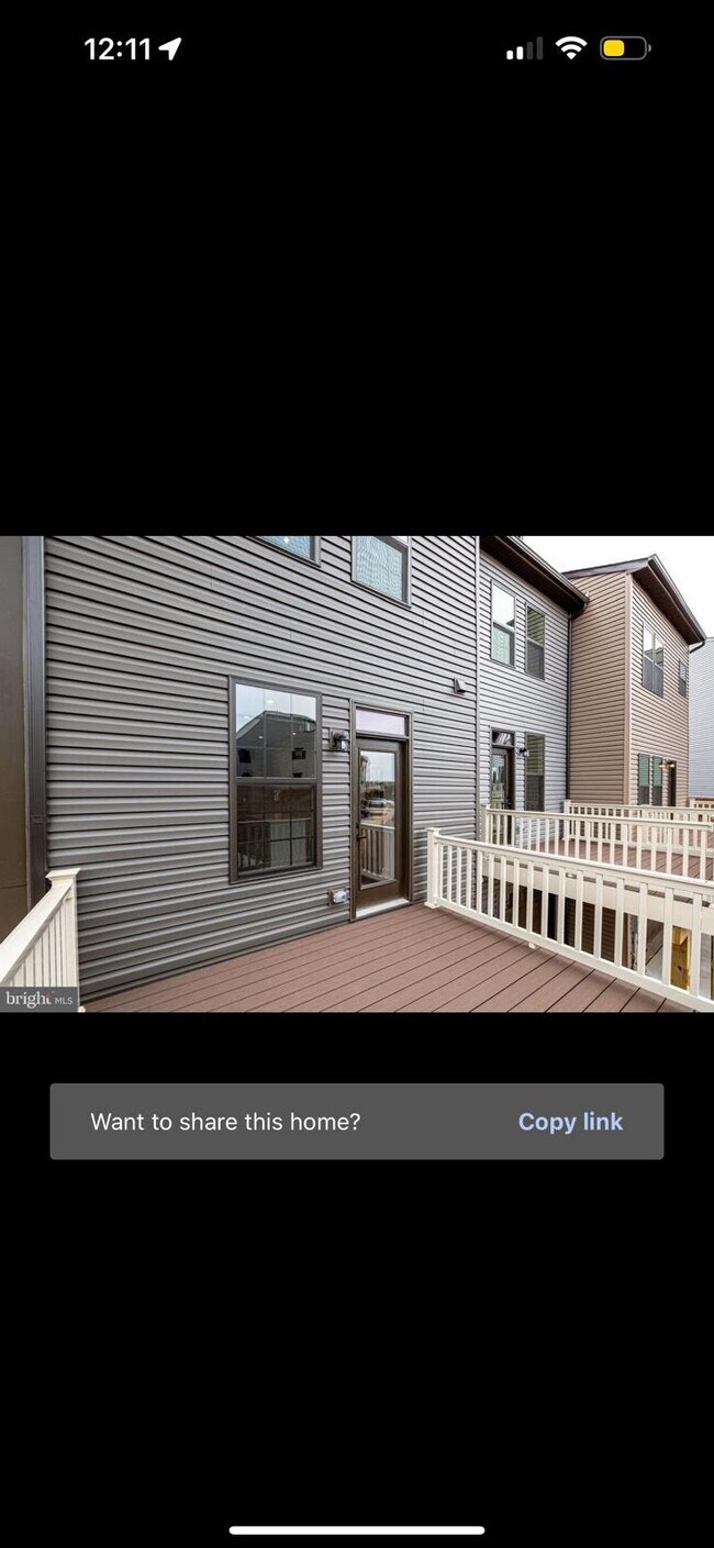 Foto del edificio - 2738 Velocity Rd