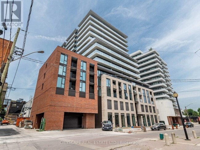 Building Photo - 1-811 Jarvis St