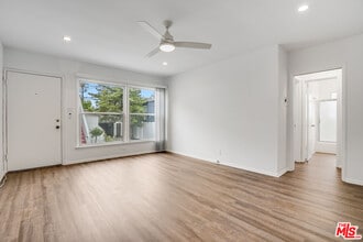 Building Photo - 2302 32nd St