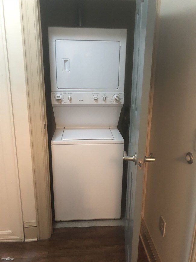 Foto del edificio - 116 S Wayne Ave