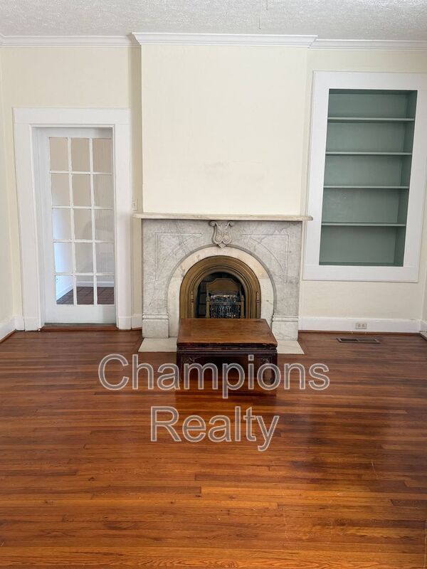 Foto del edificio - 1721 St Elmo Dr