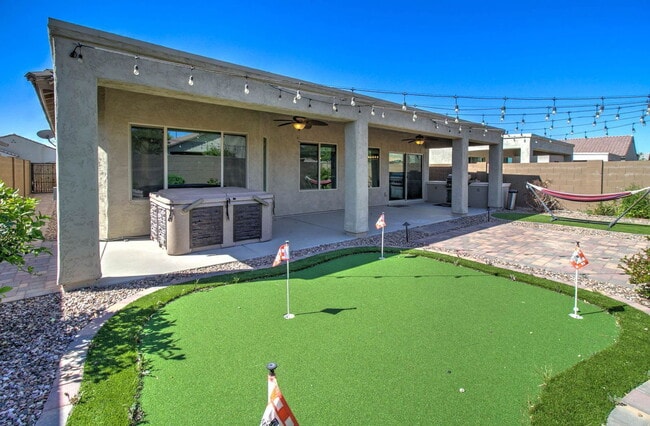 Building Photo - 6570 W Sonoma Way
