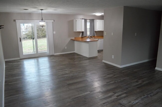 Building Photo - 813 Pocahontas Trail