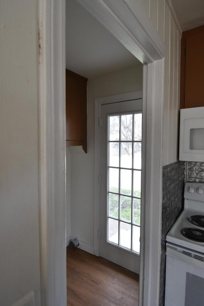 Foto del edificio - 1817 Birch St