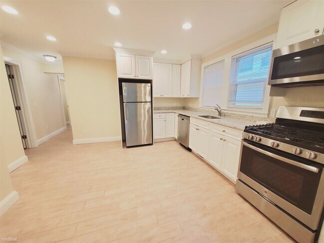 Foto del edificio - 2 br, 1 bath Condo - 15 Bible St Unit 1