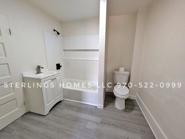 Foto del edificio - 421 Oak St