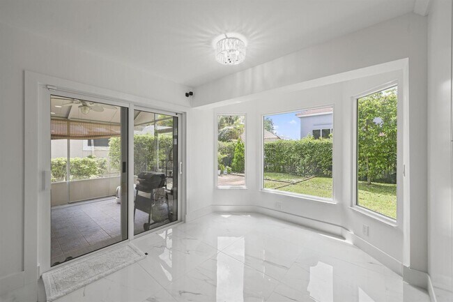 Foto del edificio - 4734 NW 5th Ct
