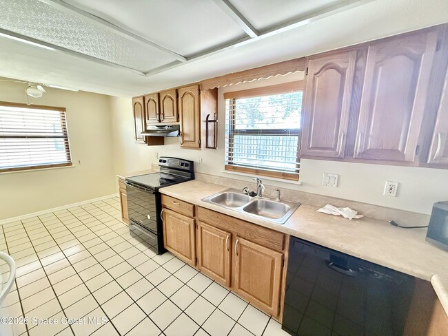 Building Photo - 5650 N Banana River Blvd