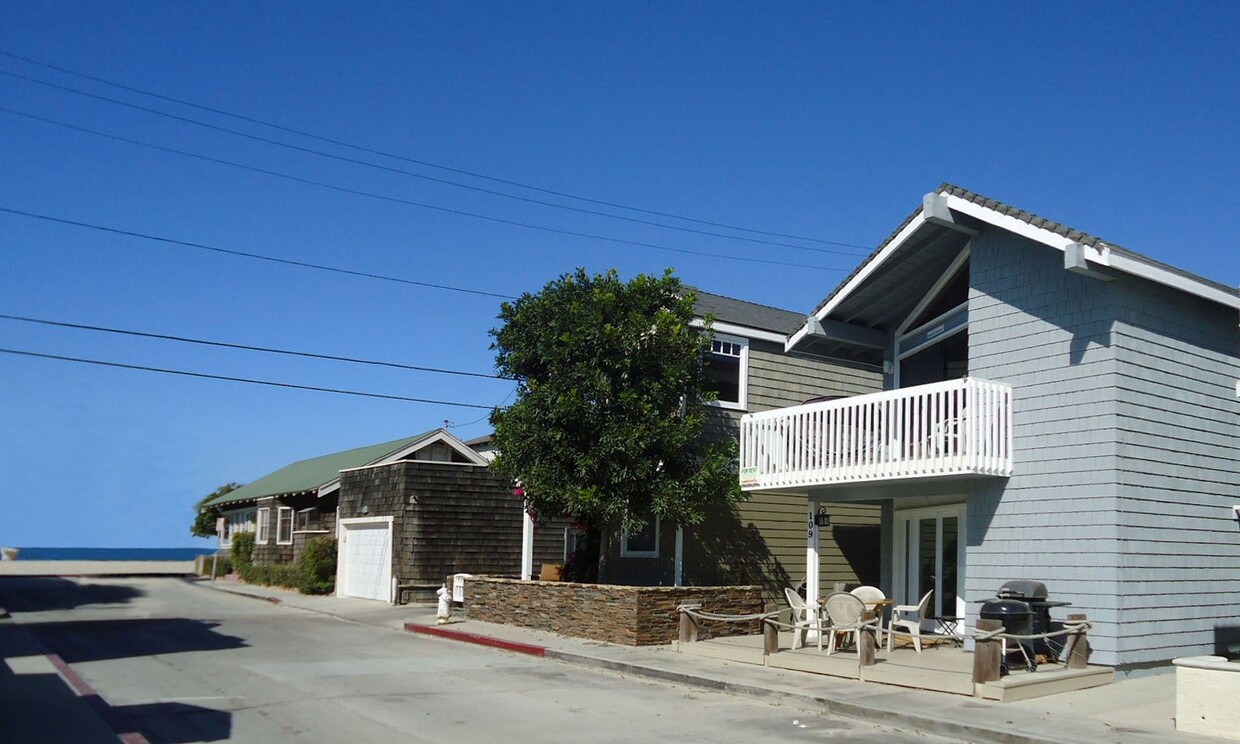 Primary Photo - Newport Beach House 109 27th street