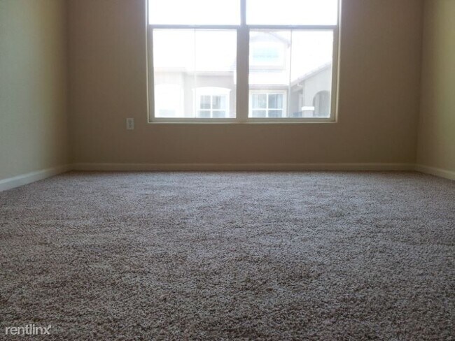 Foto del edificio - 1 br, 1 bath Condo - 5527 Tares Circle